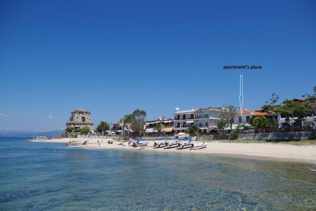 Seafront Centre Ouranoupoli Apartment Bagian luar foto