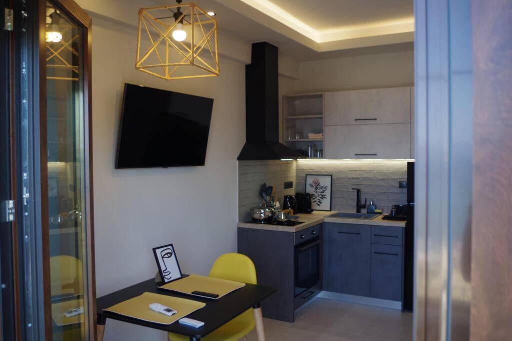 Seafront Centre Ouranoupoli Apartment Bagian luar foto