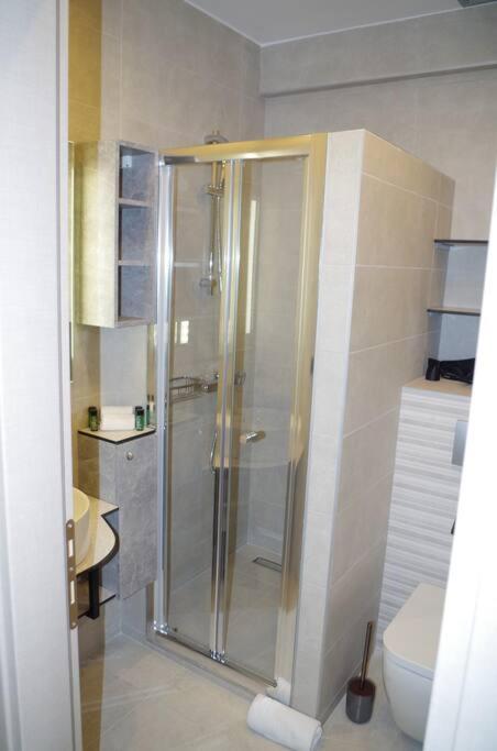 Seafront Centre Ouranoupoli Apartment Bagian luar foto